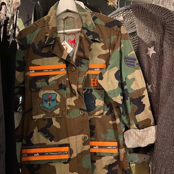 Inspired Camo jackets. PERFECT for Christmas 🎄 - Picture 5 of 8